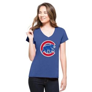 *NWOT* Women’s MLB Chicago Cubs Baseball Logo Short Sleeve V-Neck Tee